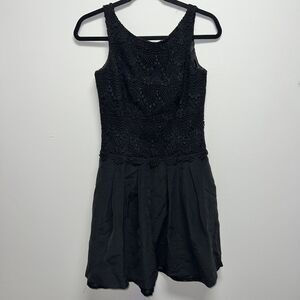 Black House White Market Black Sleeveless Lace Overlay Fit & Flare Dress Sz 2